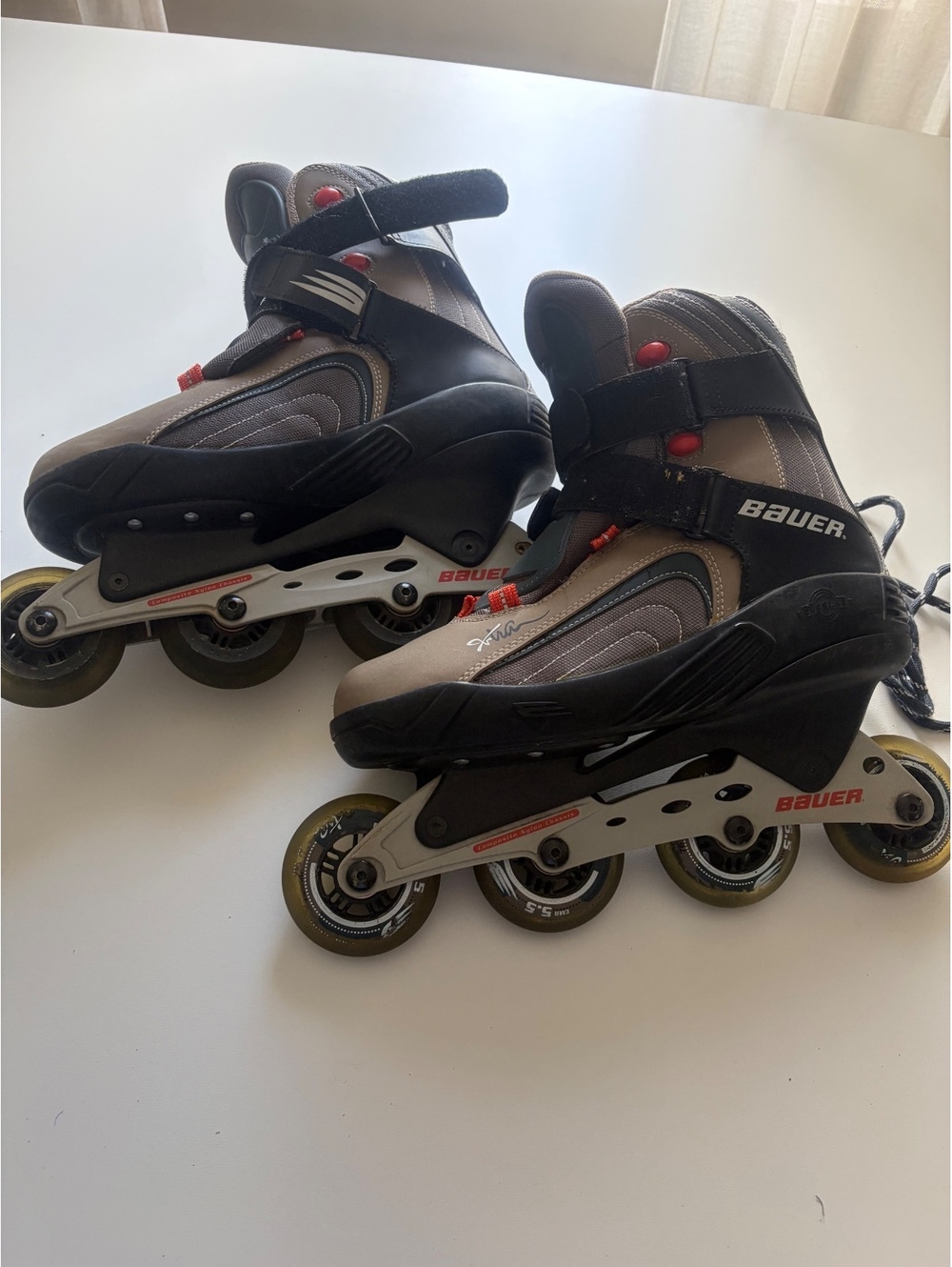 Bauer xtra Inline Skates Size 10.5 US / 9.5 UK / 28.5 CM
